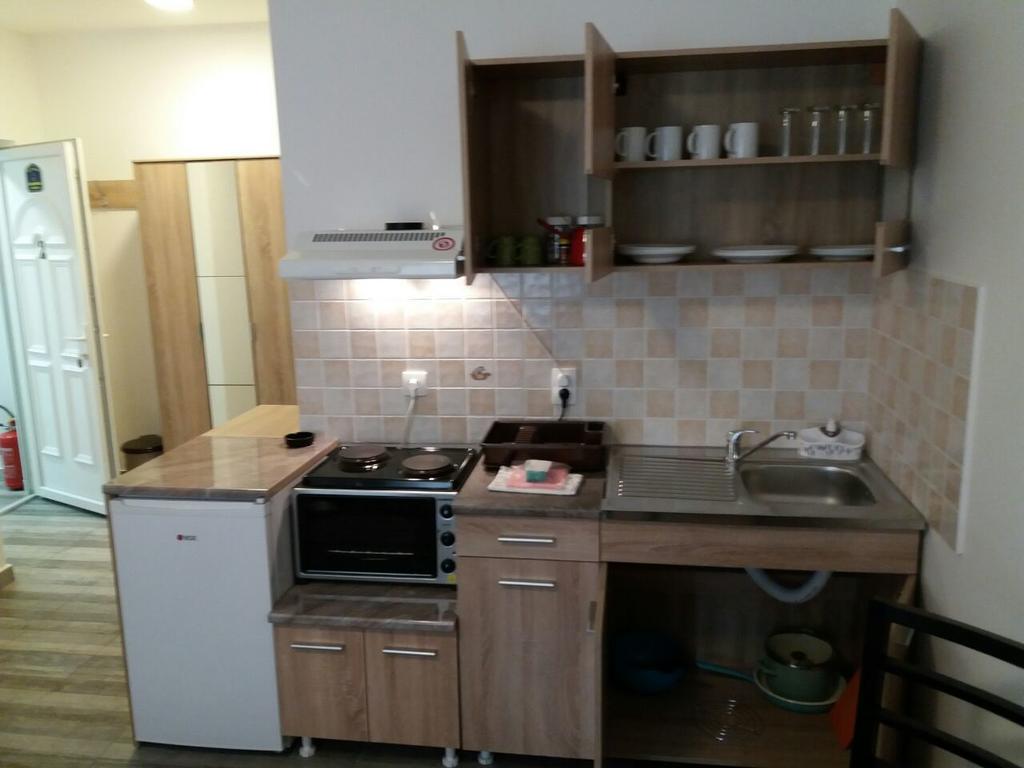 Apartments Idila 贝拉茨尔克瓦 外观 照片